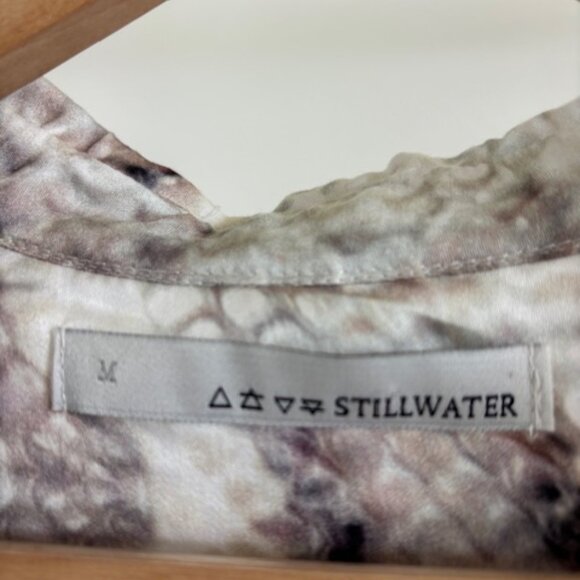 ✨ Stillwater LA Button-Down Blouse – Snake Print – Size M ✨ - Picture 3 of 4